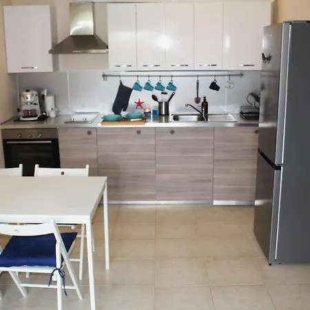 1-bedroom With Pool & Free Parking, 300 M To The Appartement